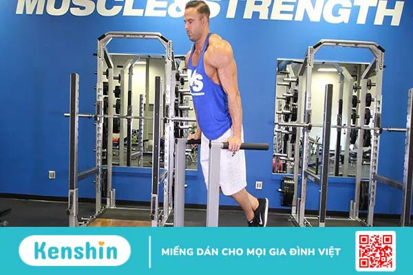 Bài tập Chest Dip giúp phát triển cơ ngực