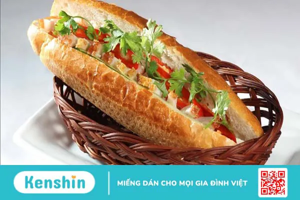 Bánh mì heo quay bao nhiêu calo?