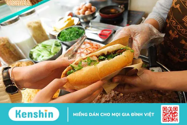 Bánh mì heo quay bao nhiêu calo? 3