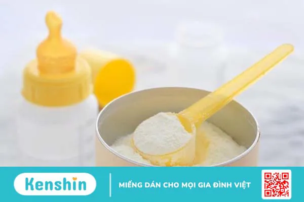 Bé 1 tuổi nên uống sữa gì để phát triển toàn diện?