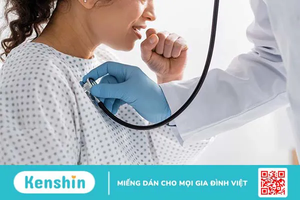 Bệnh viêm phổi nặng gây ra biến chứng gì?3