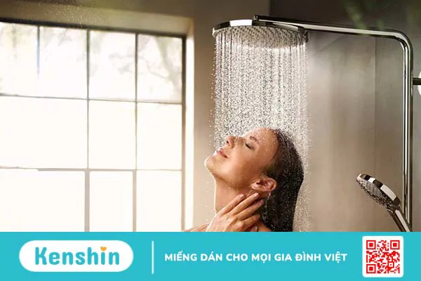 Bị dị ứng có nên tắm không, trường hợp nào không nên tắm? 5