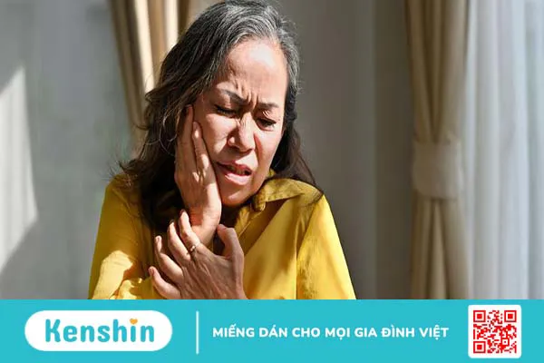 Biến chứng viêm lợi trùm do răng khôn là gì? Có nguy hiểm không?