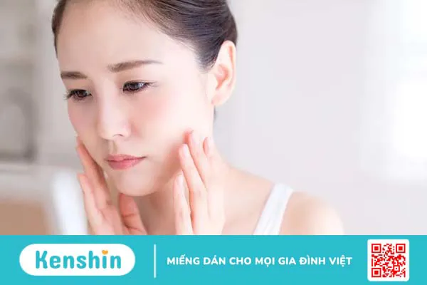 Bôi vitamin E lên mặt có bắt nắng không?