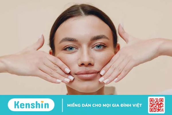 Bôi vitamin E lên mặt mỗi ngày có tốt không?