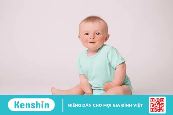 Các giai đoạn phát triển của trẻ từ sơ sinh đến 12 tháng tuổi 2