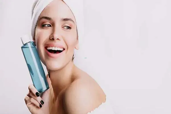 Cách thoa toner bằng tay và một số lưu ý khi dùng toner