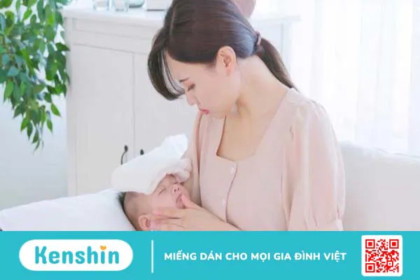 Cẩm nang chăm sóc trẻ sơ sinh bị sốt hiệu quả ngay tại nhà 4