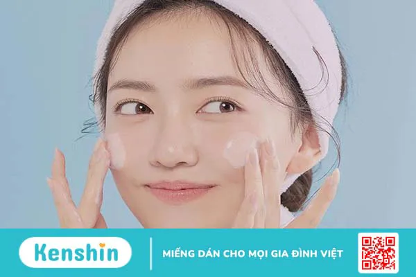 Chăm sóc da mụn tuổi dậy thì đúng cách