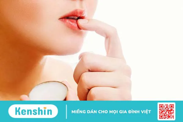 Có cần thiết bôi mặt nạ ngủ môi không? Mặt nạ ngủ cho môi có tác dụng gì?