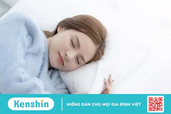 Có nên chữa viêm amidan bằng lá cây?