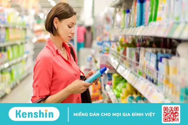 Dầu gội hết hạn có dùng được không? Những ảnh hưởng cần chú ý