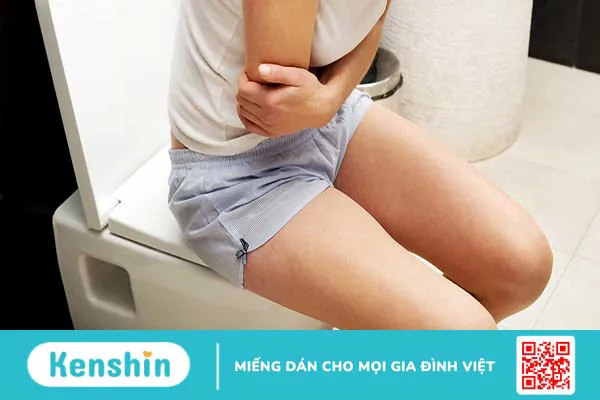 Đi ngoài nhiều lần trong ngày có nguy hiểm không? Nguyên nhân và cách khắc phục