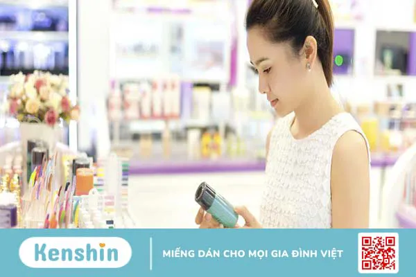 Điểm danh 4 nguyên nhân bôi kem dưỡng bị rát và cách xử trí 3