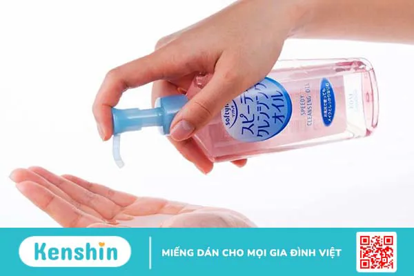 Điểm danh 5 loại dầu tẩy trang hiệu quả bạn nên thử  2