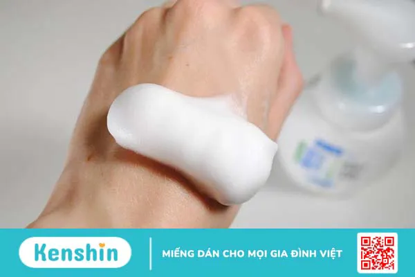 Giải thích lý do nhiều người thích dùng sữa rửa mặt tạo bọt 4