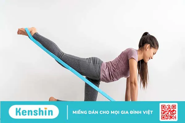 Glute Kickback là gì? Cách tập Glute Kickback hiệu quả nhất