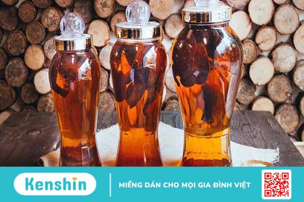 Hướng dẫn 5 bài thuốc ngâm rượu tăng cường sinh lý đơn giản