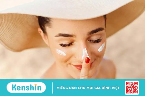 Kem dưỡng ẩm vitamin E là gì? Công dụng và cách dùng hiệu quả