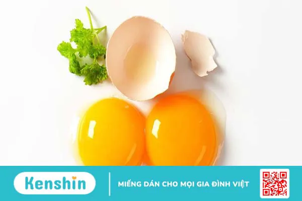 Mẹo chữa bệnh vẩy nến bằng lòng đỏ trứng gà tại nhà