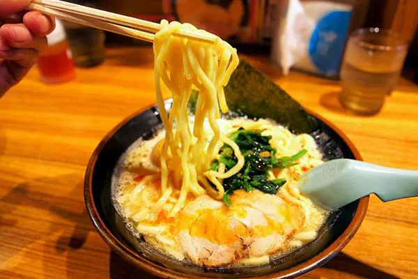 Mì Ramen ăn nhiều có tốt không? Cách ăn mì Ramen tốt cho sức khỏe