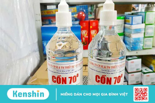 Mùi cồn có độc không và những lưu ý khi sử dụng cồn