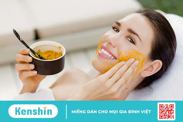 Nám cánh bướm là gì? Tìm hiểu nguyên nhân và phương án điều trị nám cánh bướm