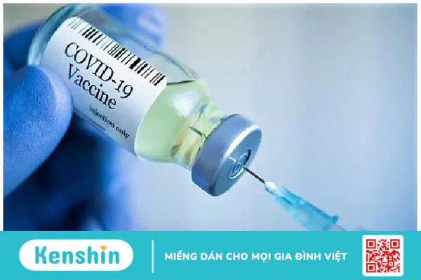 Nên ăn uống gì trước và sau khi tiêm vắc xin Covid?