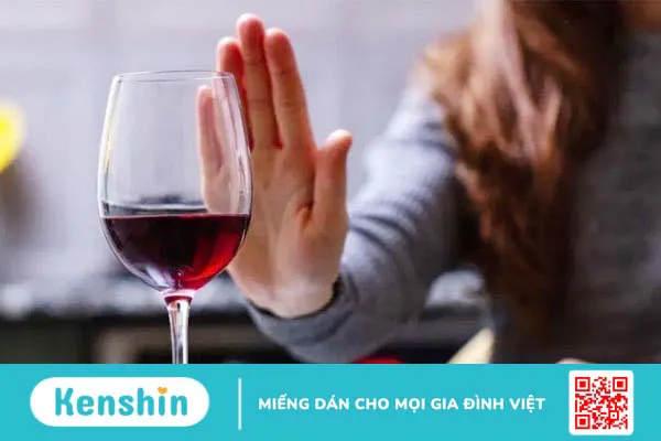 Nên ăn uống gì trước và sau khi tiêm vắc xin Covid?