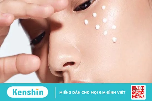 Nên bôi kem chống nắng trước hay sau serum?