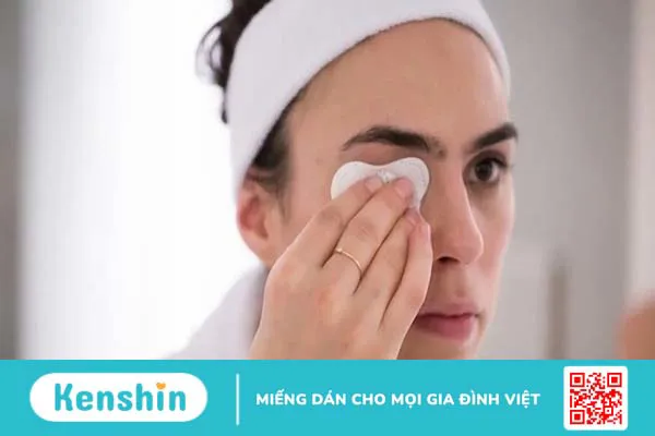 Nên tẩy trang trước hay rửa mặt trước mới đúng quy trình?