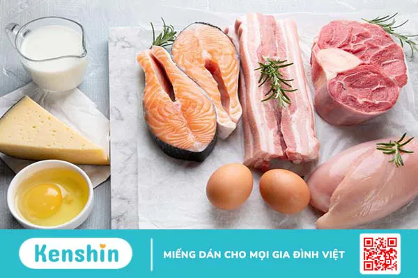 Ngộ độc vitamin B12 và thiếu vitamin B12 có dấu hiệu như thế nào?