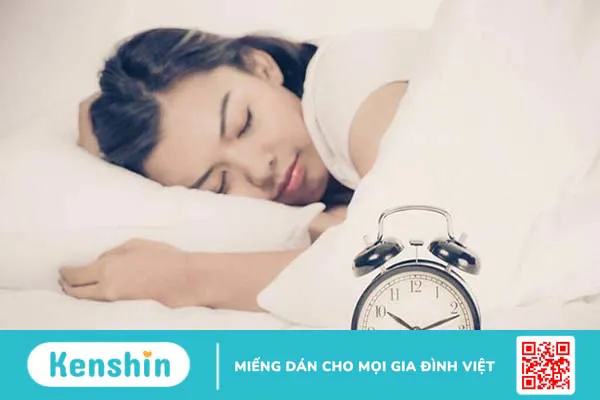 Ngủ sớm có hết thâm mắt không? Tiết lộ bất ngờ dành cho bạn