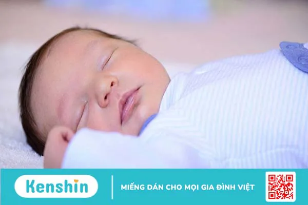 Nguyên nhân và các phòng ngừa tình trạng trẻ sơ sinh thở mạnh khi ngủ