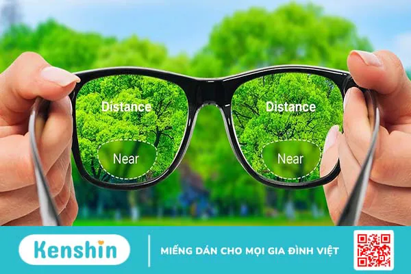 Những thông tin cần biết về kính 2 tròng