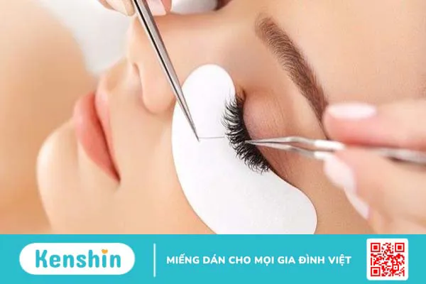 Nối mi xong mắt bị đỏ và đau khắc phục như thế nào?