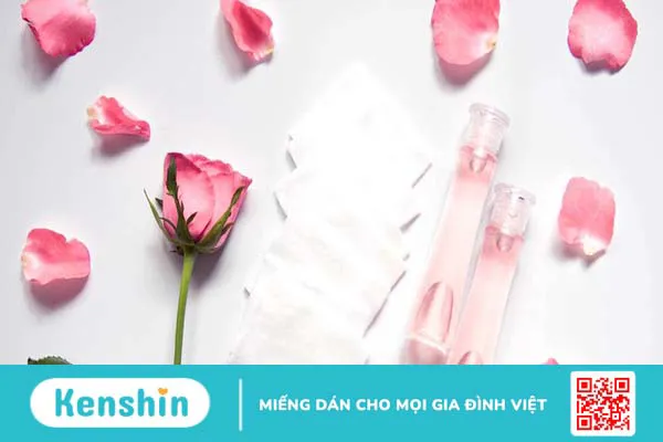 Nước hoa hồng có tác dụng gì? Lợi ích bất ngờ của nước hoa hồng cho sức khỏe làn da 4