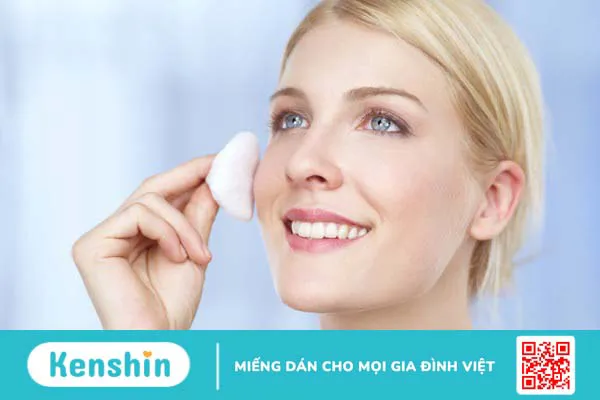 Nước hoa hồng có tác dụng gì? Lợi ích bất ngờ của nước hoa hồng cho sức khỏe làn da 4