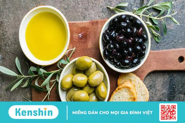 Oliu đen và oliu xanh phân biệt như thế nào? Ứng dụng trong nấu ăn