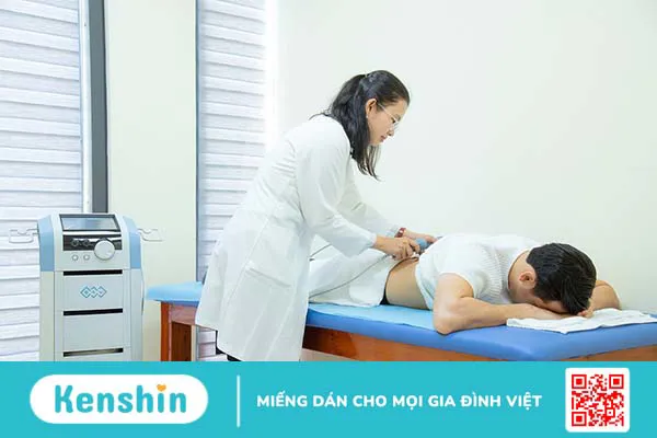 Phương pháp mổ vi phẫu thoát vị đĩa đệm có những ưu điểm gì 3