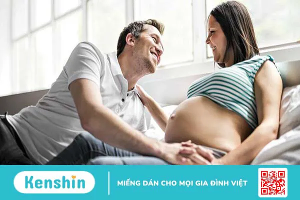 Quan hệ bằng miệng cho chồng khi mang thai có sao không? Cần lưu ý gì?