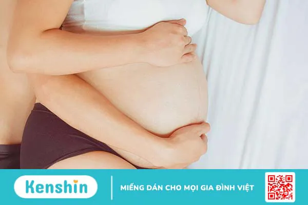 Quan hệ bằng miệng cho chồng khi mang thai có sao không? Cần lưu ý gì?