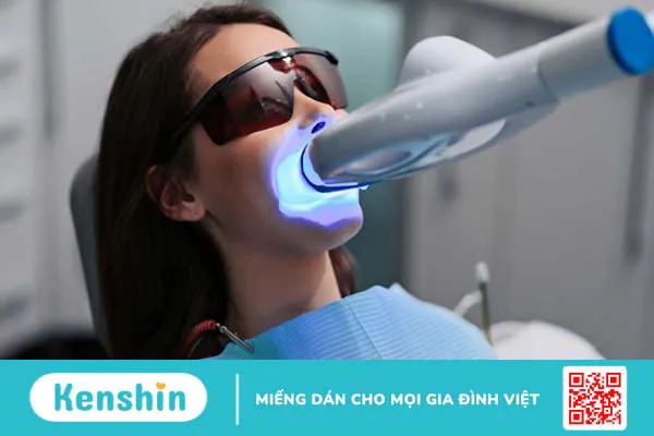 Quy trình tẩy trắng răng bằng phương pháp laser hiện nay