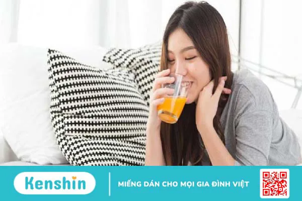 Sản phụ sau sinh bao lâu được uống nước cam? Những điều cần lưu ý