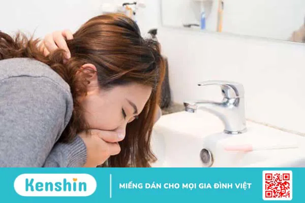 Sau sinh 5 tháng vẫn buồn nôn nguy hiểm không? Phương pháp điều trị dứt điểm