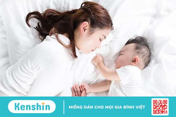 Sau sinh bao lâu thì được giặt quần áo? Những lưu ý khi mẹ sau sinh ở cữ