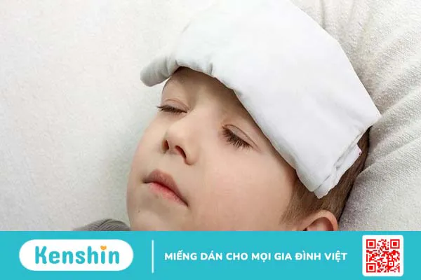 Sốt có mất nước không? Mối liên hệ giữa sốt và mất nước