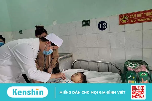 Suy dinh dưỡng trẻ em: Nguyên nhân, biểu hiện và các chăm sóc