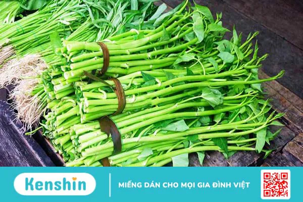 Tẩy nốt ruồi ăn thịt gà có sao không? Bao lâu thì ăn được thịt gà?