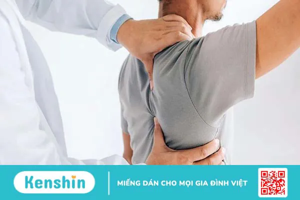 Thực hiện xoa bóp bấm huyệt điều trị viêm quanh khớp vai như thế nào? 2